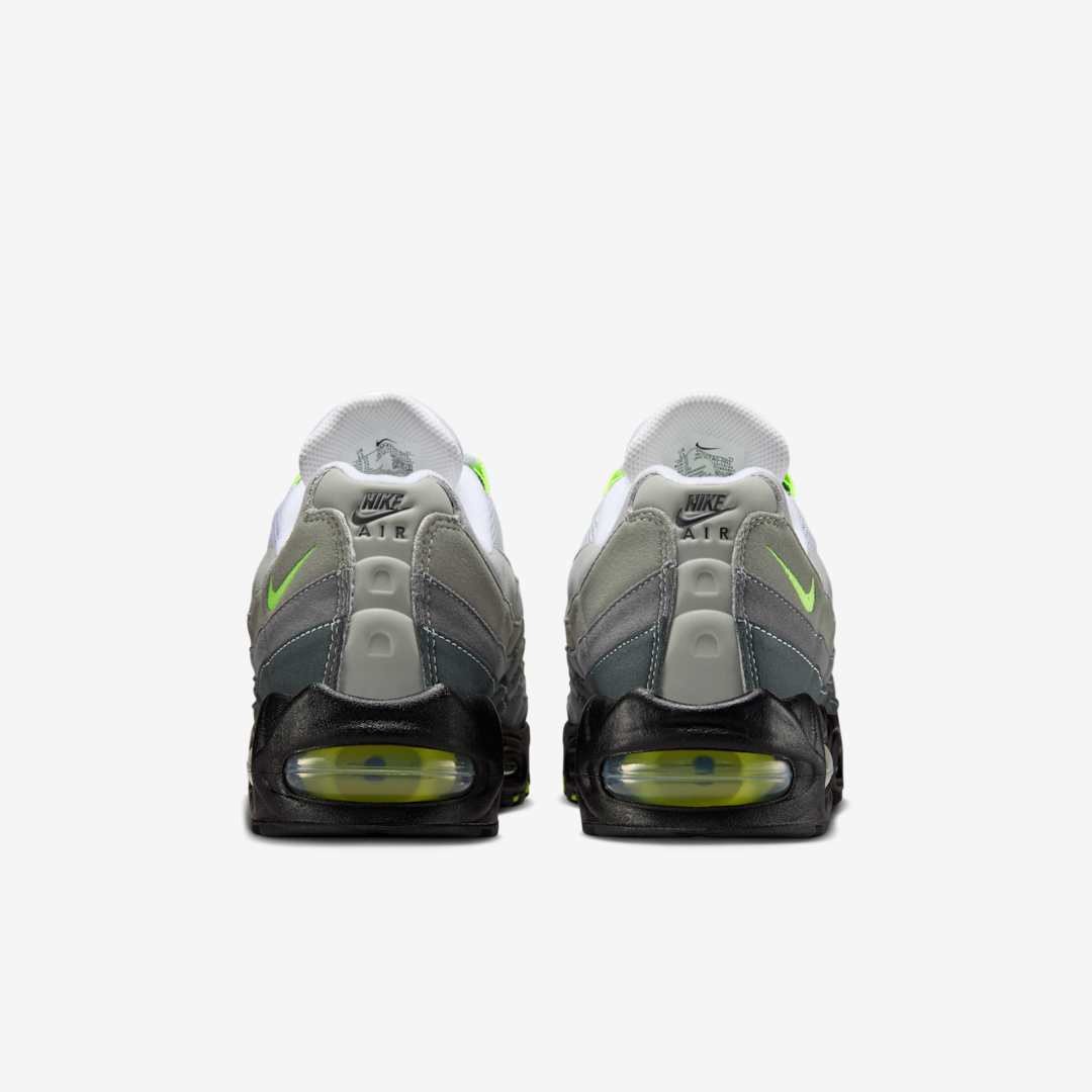 Men's Nike Air Max 95 Neon Shoes