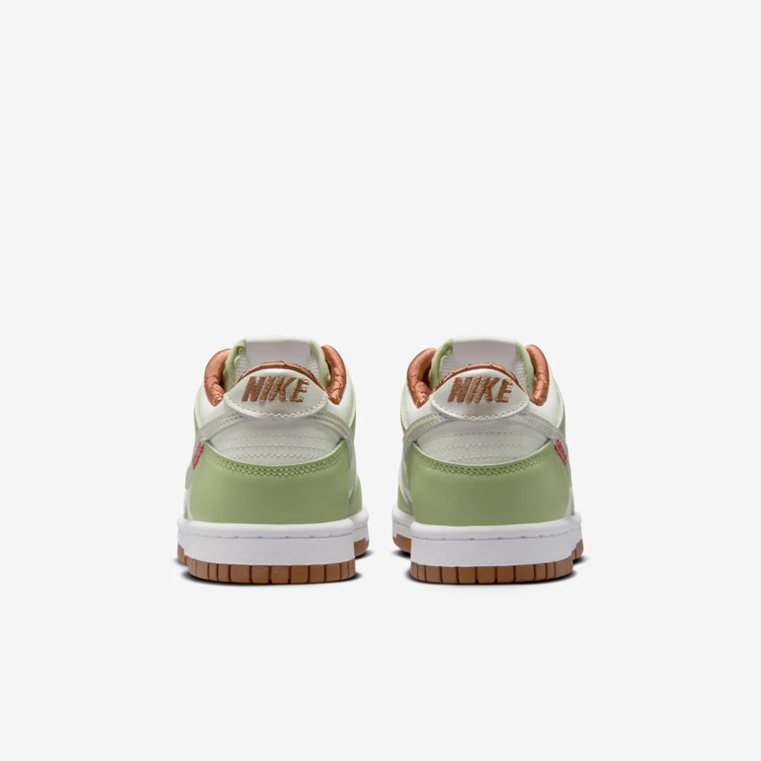 Men's Nike Dunk Low 'Year of the Snake' Shoes