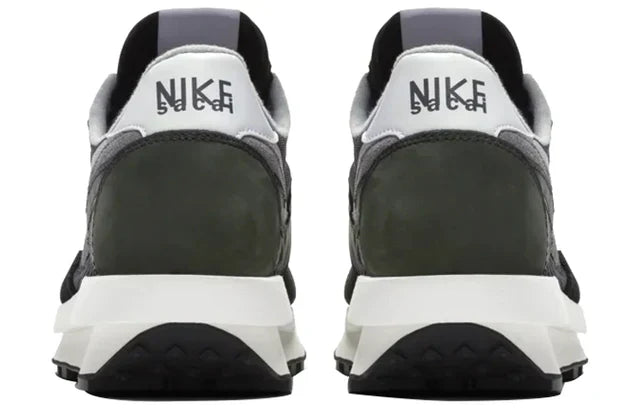 Men's Sacai x Nike LVD Waffle Daybreak Black Shoes
