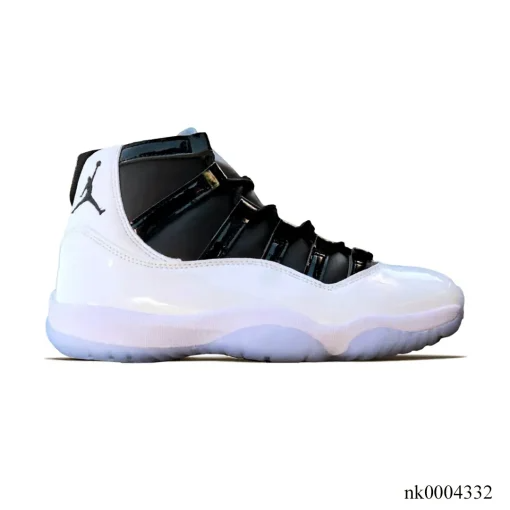 Men's Nike Air Jordan 11 Tuxedo Shoes