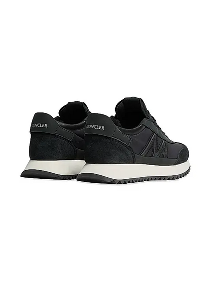 Men's Moncler Pacey2 Sneakers in Black
