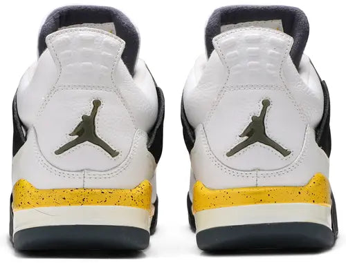 Men's Nike Air Jordan 4 Undefeated Shoes