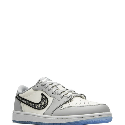 Men's Nike Travis Scott x Nike Air Jordan 1 Low x Dior Shoes
