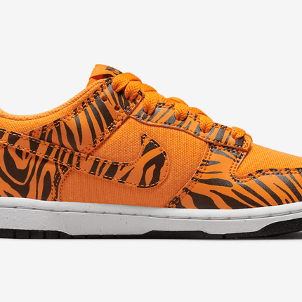Men's Dunk Low Tiger Stripes Shoes