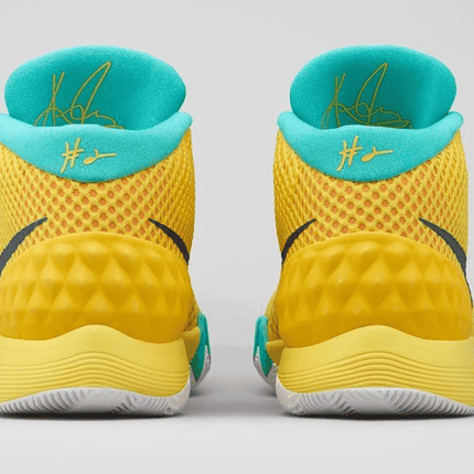 Men's Kyrie 1 Letterman Shoes