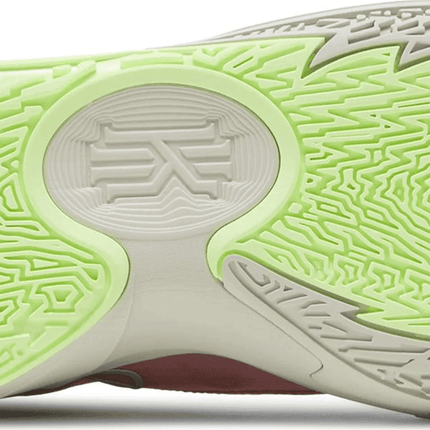 Men's Kyrie Low 5 Orchid Shoes