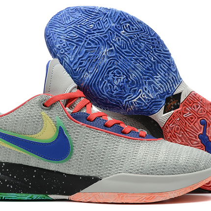 Men's LeBron 20 Nike Lifer Shoes