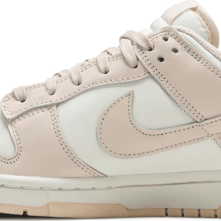 Men's SB Dunk Low Orange Pearl Shoes