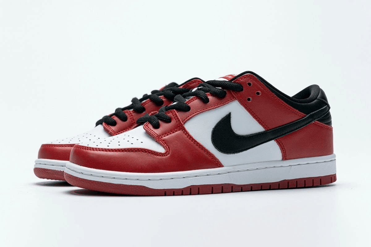 Men's SB Dunk Low Pro Chicago Shoes