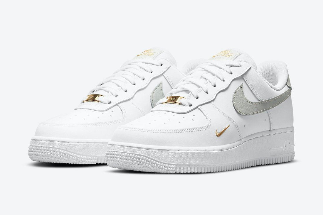 Men's Air Force 1 Gold Mini Swooshes Shoes