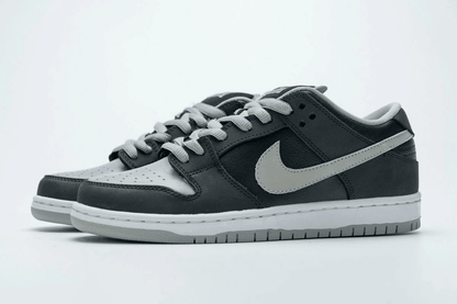 Men's SB Dunk Low Pro J-Pack Shadow Shoes
