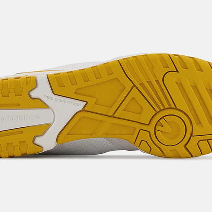 Men's New Balance 550 Varsity Gold Shoes