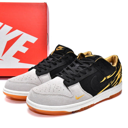 Men's SB Dunk Low God Of Wealth Shoes