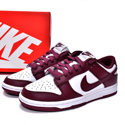 Men's SB Dunk Low Bordeaux Shoes