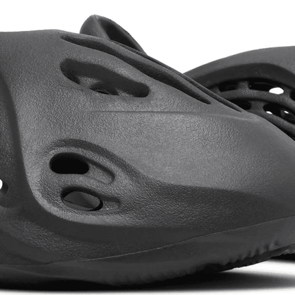Men's Yeezy Foam Runner Onyx Shoes