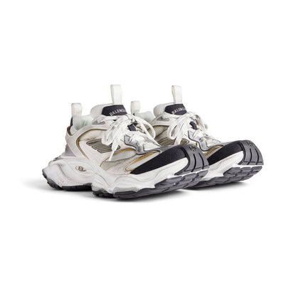 Men's Cargo Sneaker In White Grey