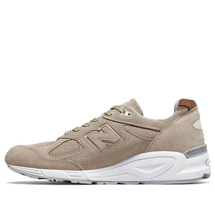 Men's New Balance 990v2 Winter Peaks Shoes