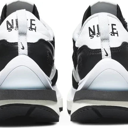 Men's Vaporwaffle Sacai Black White Shoes