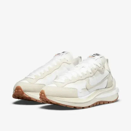Men's Vaporwaffle Sacai Sail White Gum Shoes