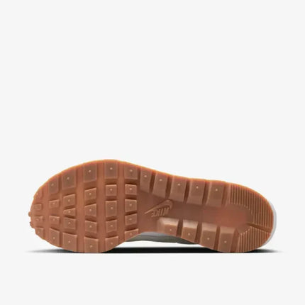 Men's Vaporwaffle Sacai Sail White Gum Shoes