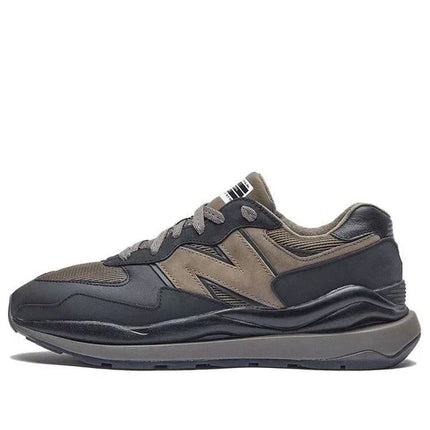 Men's New Balance N.HOOLYWOOD x 57/40 'Black Light Brown' Shoes