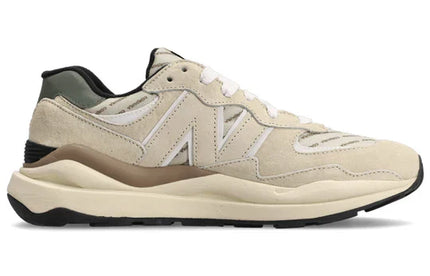 Men's New Balance 57/40 Off-White Shoes