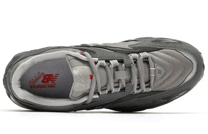 Men's New Balance 725 Dark Grey Shoes