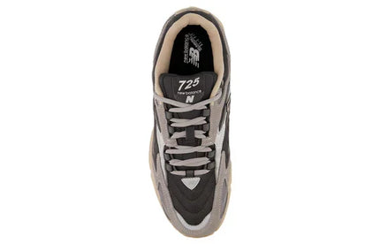 Men's New Balance 725 Marblehead Phantom Shoes