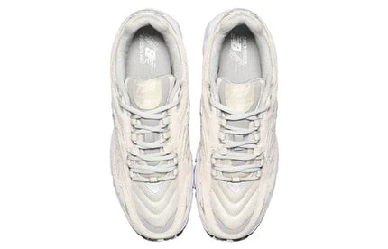 Men's New Balance 725 Moonbeam Shoes