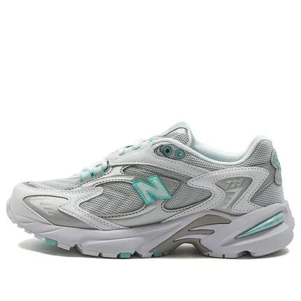 Men's New Balance 725 Munsell White Shoes