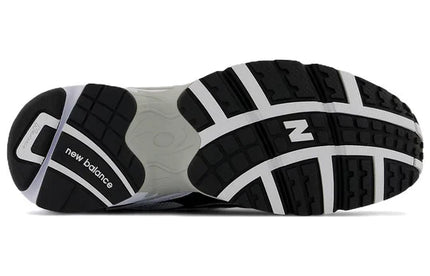 Men's New Balance 725 White Black Shoes