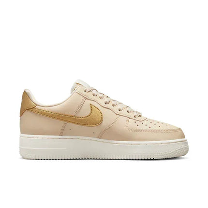 Men's Air Force 1 '07 Sanddrift Gold Shoes