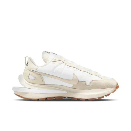Men's Nike Sacai x VaporWaffle Sail Gum Shoes
