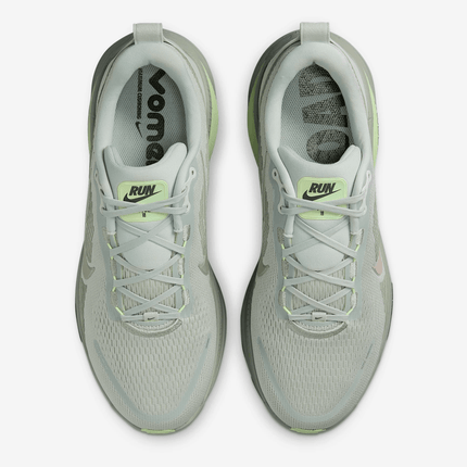Men's Nike Vomero 18 Light Silver Shoes