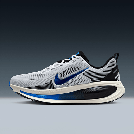 Men's Nike Vomero 18 White Black Shoes