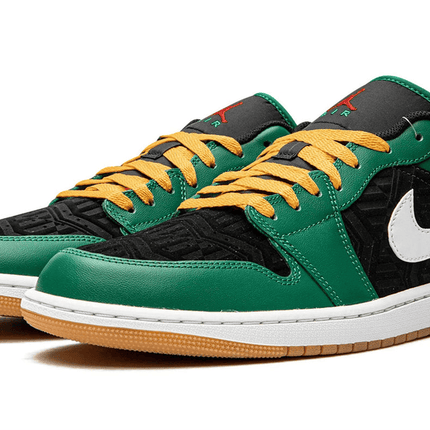 Men's Air Jordan 1 Low Holiday Special - Malachite Green Shoes