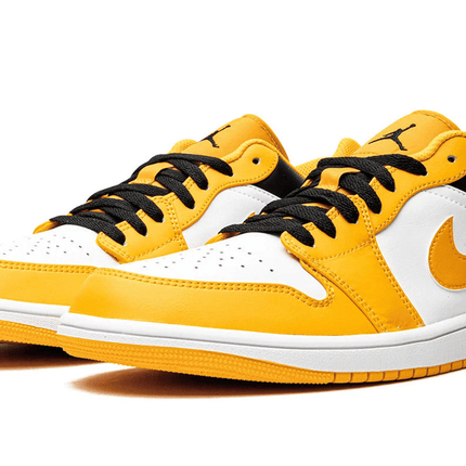 Men's Air Jordan 1 Low Taxi Shoes