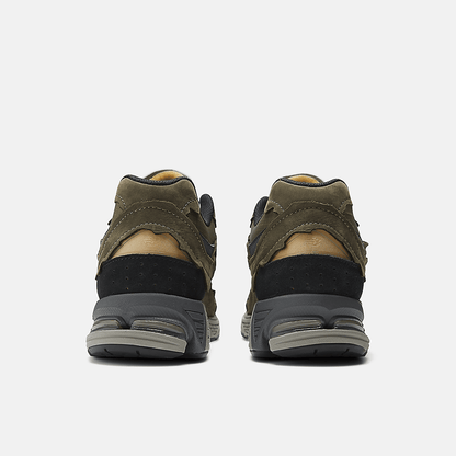 Men's New Balance 2002R Dark Moss Shoes