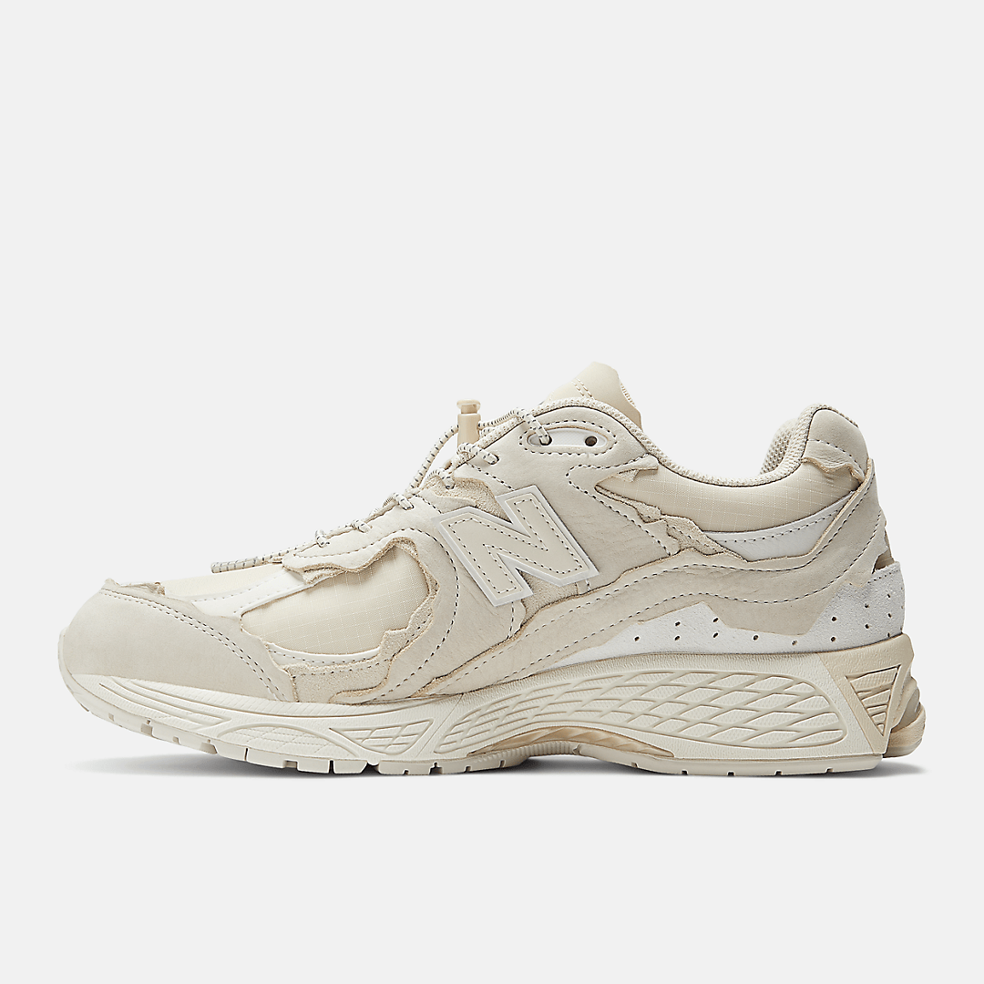 Men's New Balance 2002R Sandstone Shoes