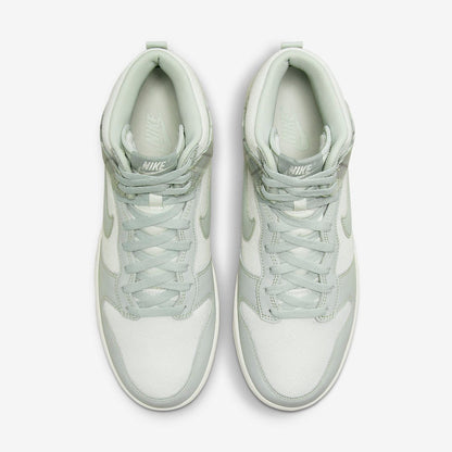 Men's Nike Dunk High Plaid Shoes