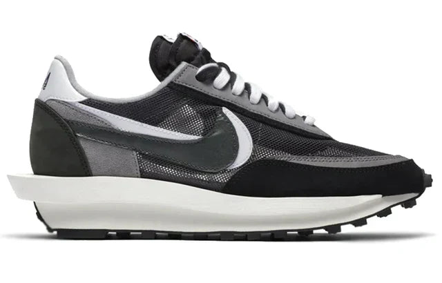Men's Sacai x Nike LVD Waffle Daybreak Black  Shoes
