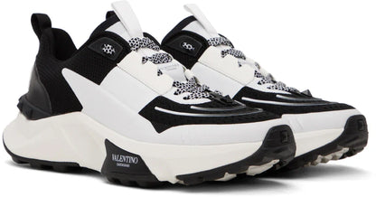 Men's Valentino Garavani Baskets True Act Black & White Sneakers