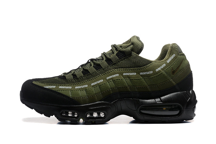 Men's Undefeated x Nike Air Max 95 'Medium Olive' Shoes