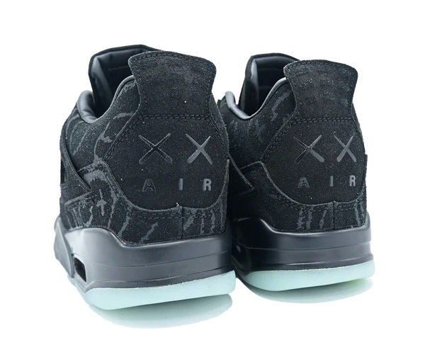 Men's  Nike KAWS x Air Jordan 4 Retro ‘Black' Shoes