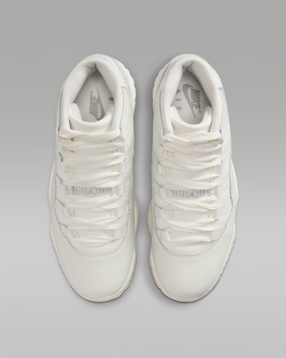 Men's Nike Air Jordan 11 Pearl Shoes