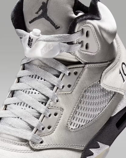 Men's Nike Air Jordan 5 Retro Wings Shoes