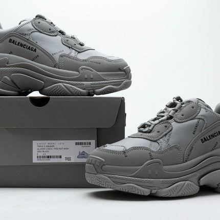 Men's Balenciaga Triple S Sneaker Shoes V30