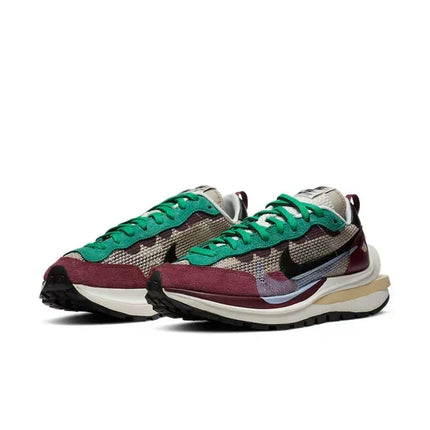 Men's Nike Vaporwaffle Sacai Villain Red Shoes